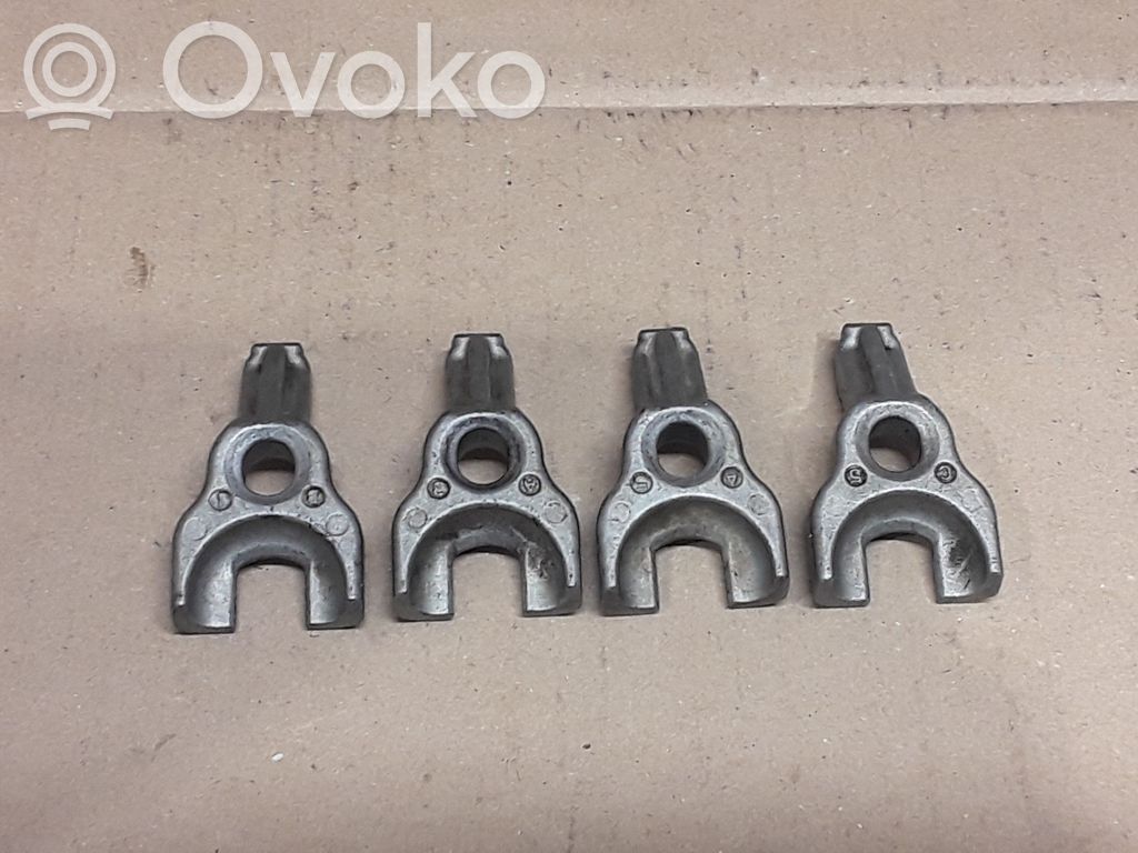 Fuel Injector clamp holder