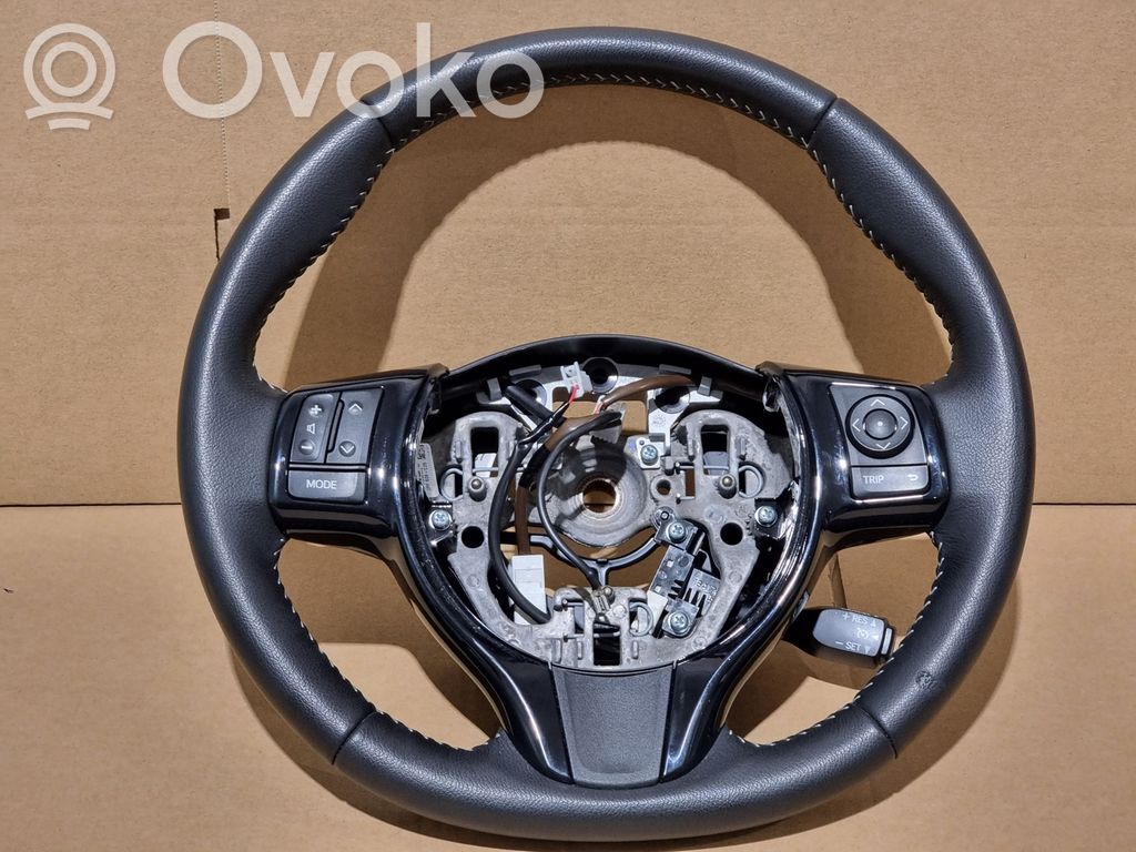 Toyota Yaris Kierownica 