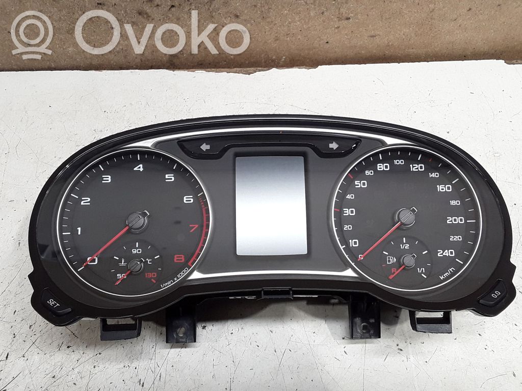 Audi A1 Speedometer (instrument cluster) 