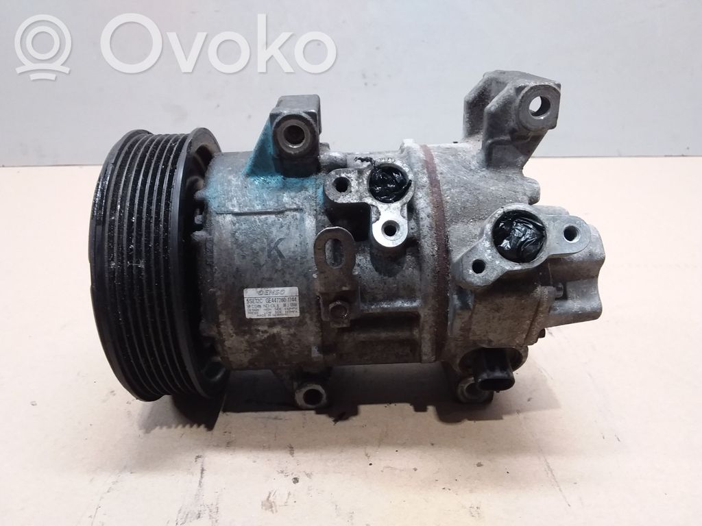Toyota Avensis T250 Air conditioning (A/C) compressor (pump) 