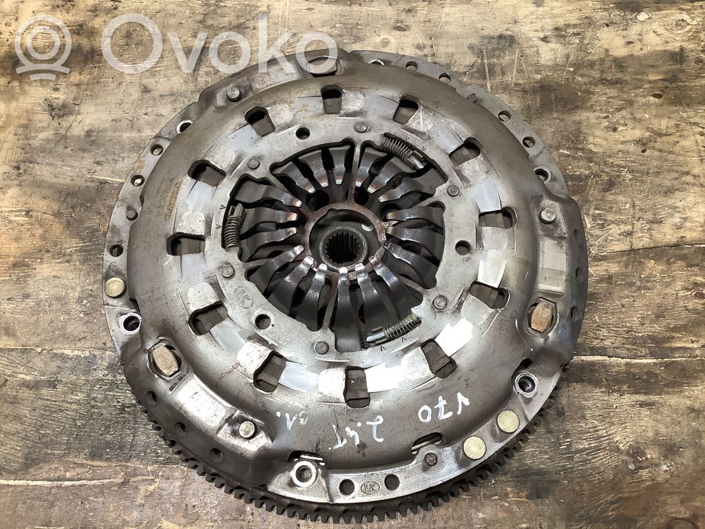 Volvo V70 Sankabos komplektas 