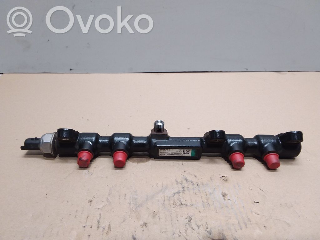 Ford Mondeo Mk III Regolatore di pressione del carburante 