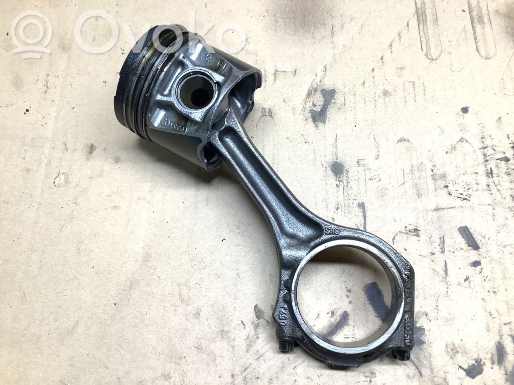 Audi A4 S4 B6 8E 8H Piston with connecting rod 