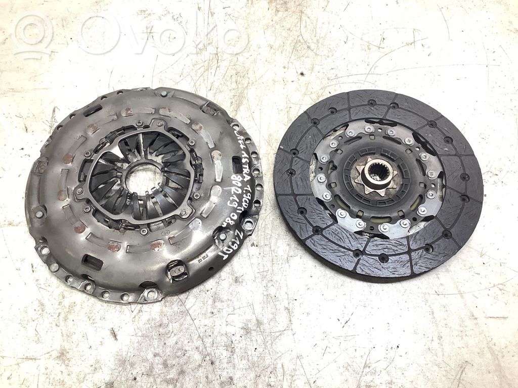 Opel Astra H Sankabos komplektas 