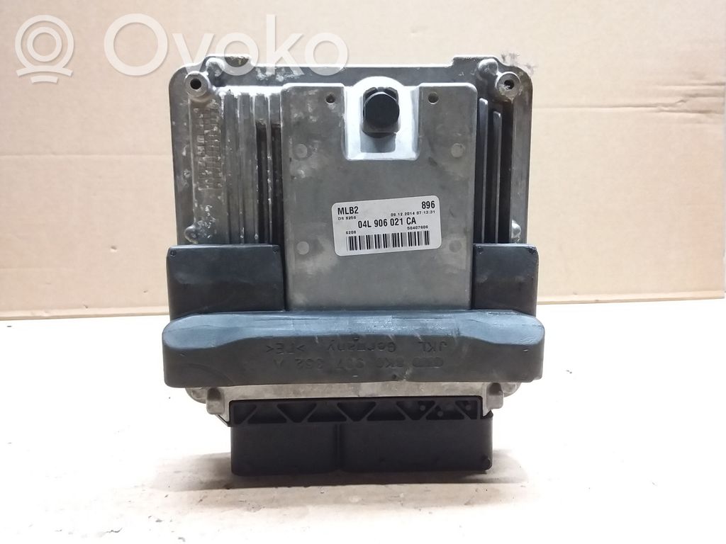 Audi A4 S4 B8 8K Engine control unit/module 