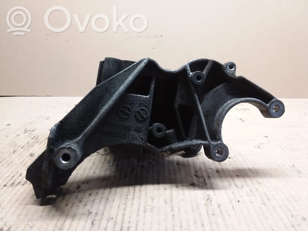 Audi A5 Sportback 8TA Power steering pump mounting bracket 
