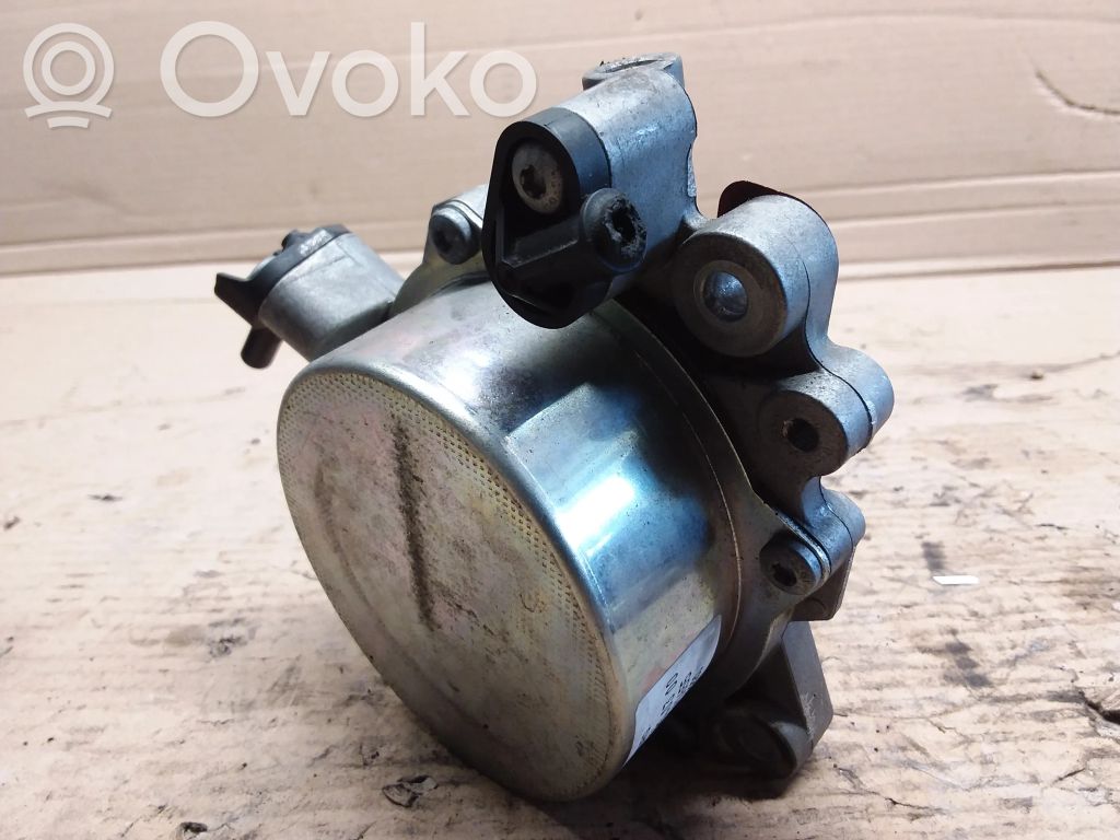 Vacuum pump   9674192280