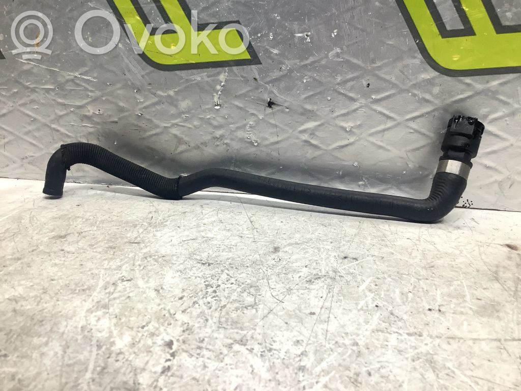 BMW X5 E70 Engine coolant pipe/hose 