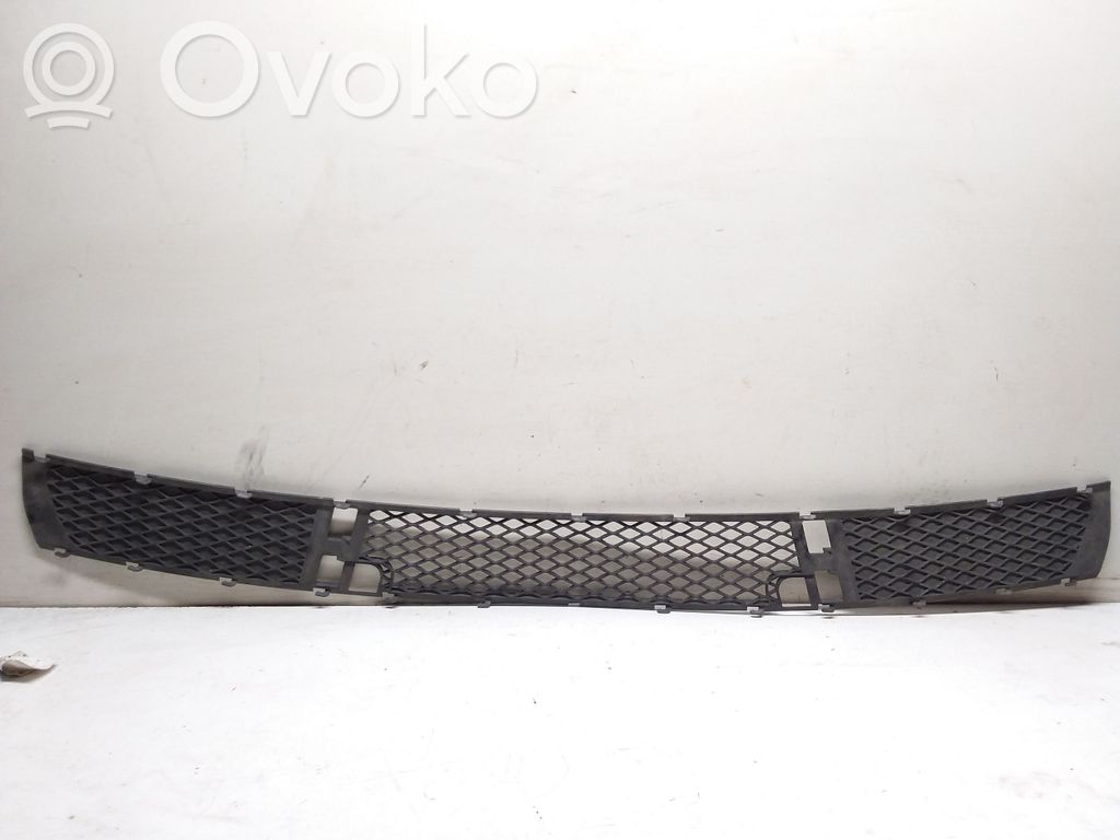 BMW X3 E83 Front bumper lower grill 