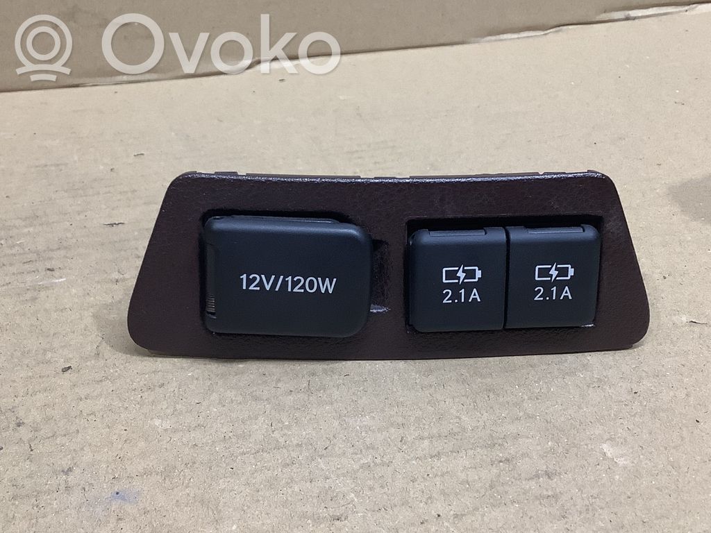 Lexus ES VII XZ10 USB socket connector 