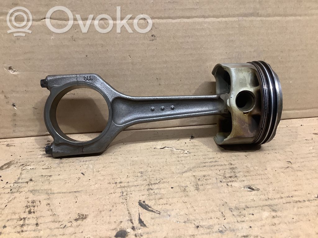 BMW 3 E90 E91 Piston with connecting rod 