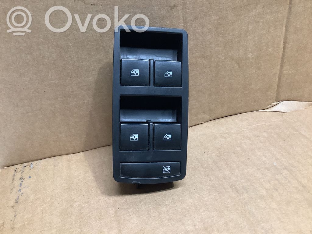 Opel Insignia A Electric window control switch 