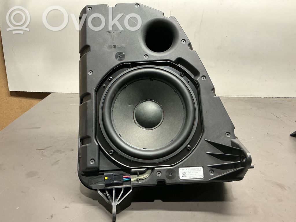 Tesla Model Y Subwoofer 