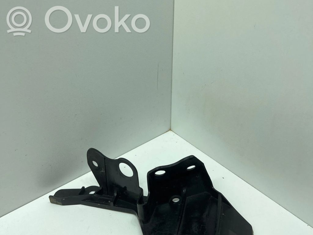 Front splash guards bracket   TPO
