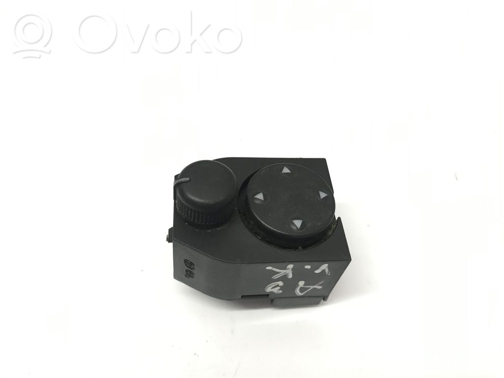 Audi A3 S3 8L Wing mirror switch 