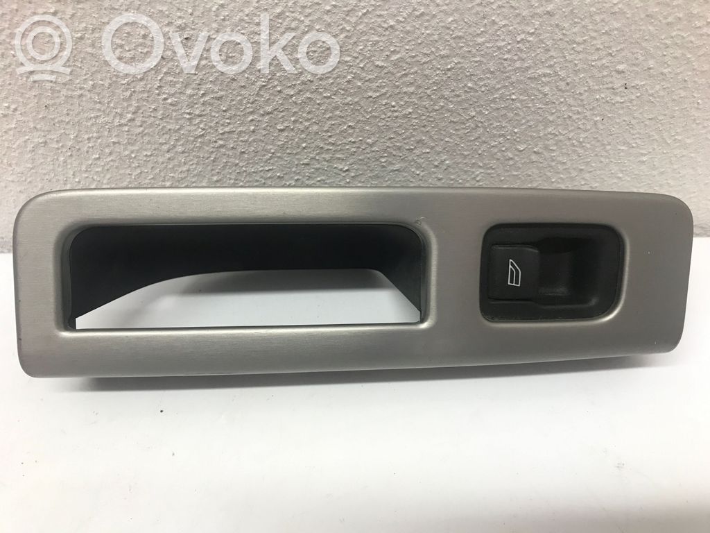 Volvo V50 Electric window control switch 