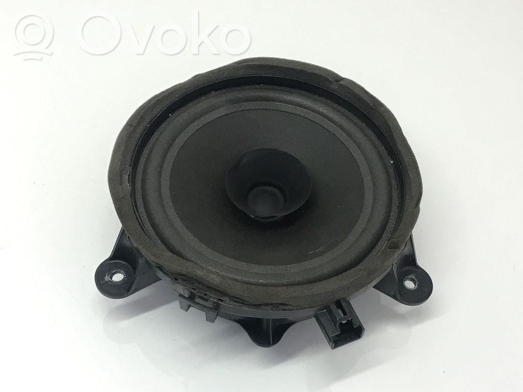 Volvo V50 Altavoz de la puerta delantera 
