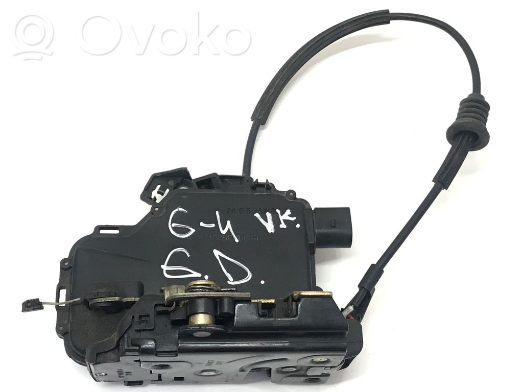 Volkswagen Golf IV Rear door lock 