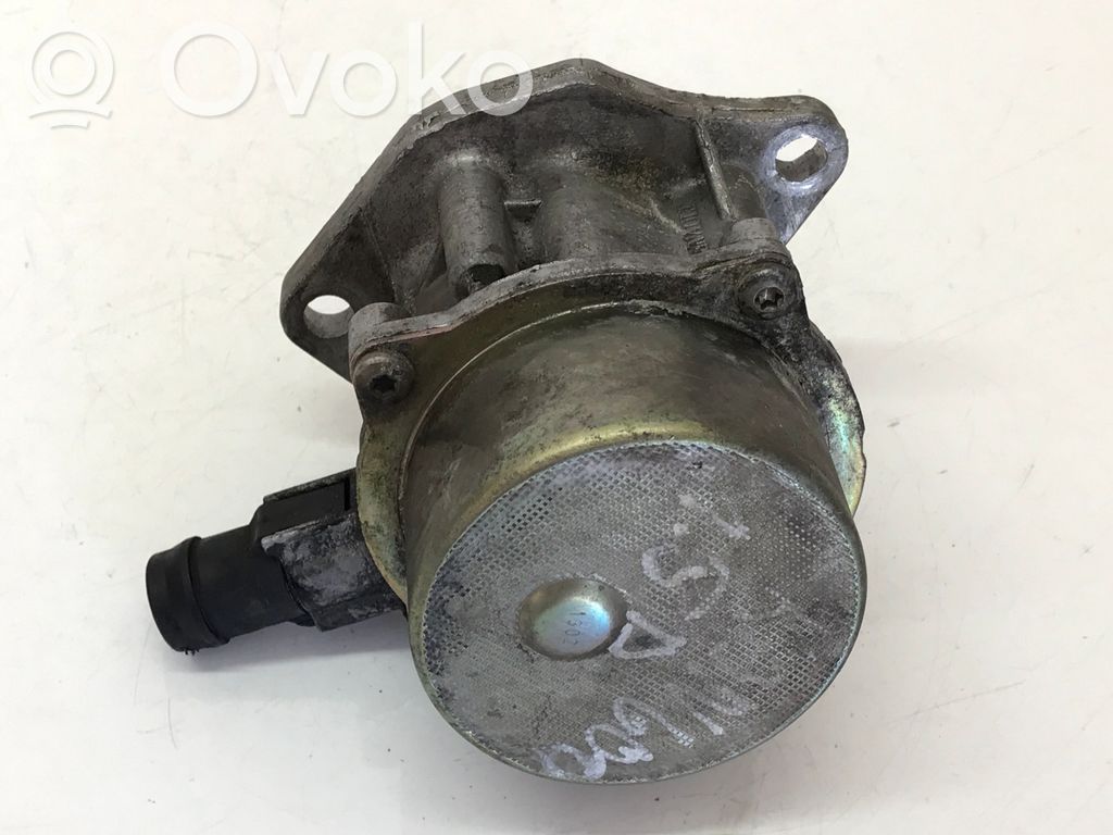 Renault Kangoo I Vacuum pump 
