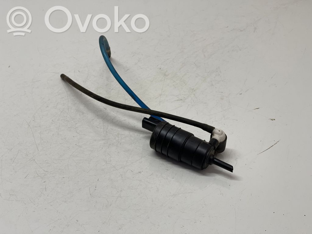 Renault Clio II Windscreen/windshield washer pump 