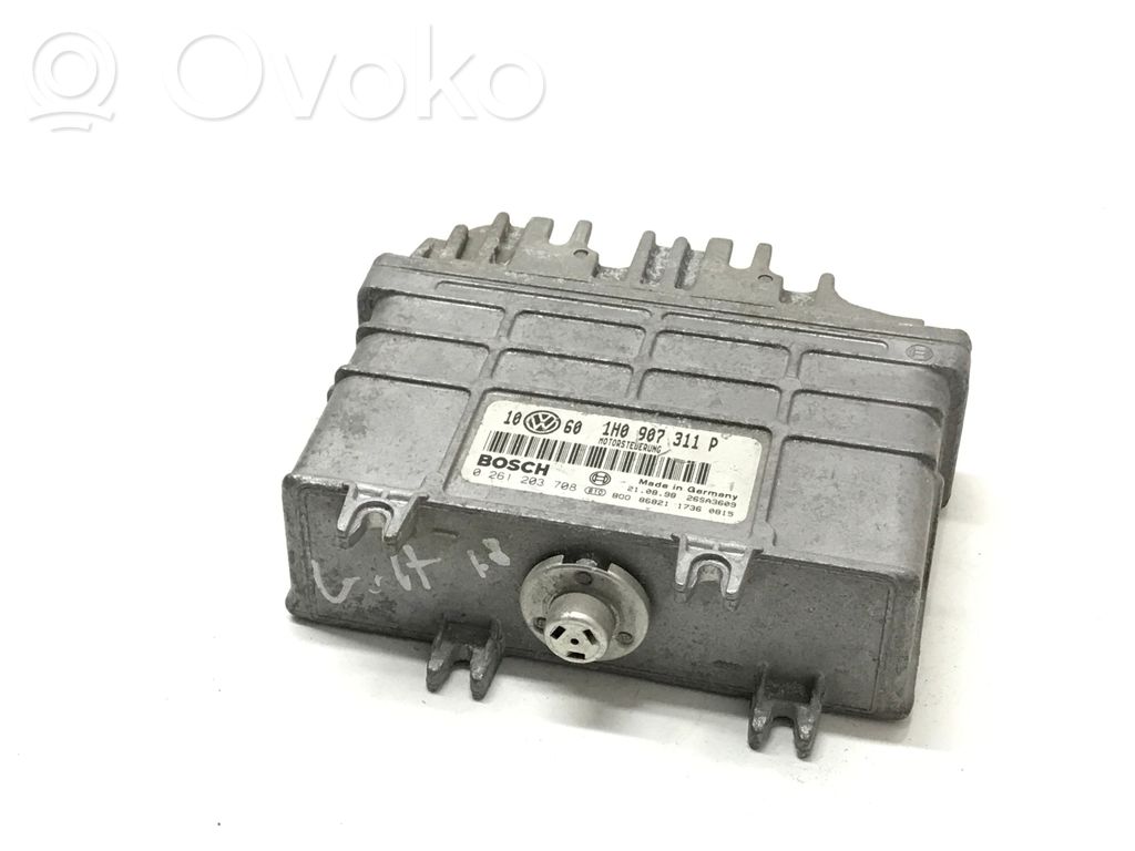 Volkswagen Golf III Engine control unit/module 