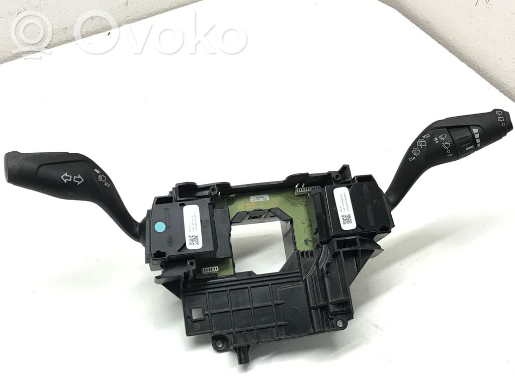 Ford Focus Wiper turn signal indicator stalk/switch 