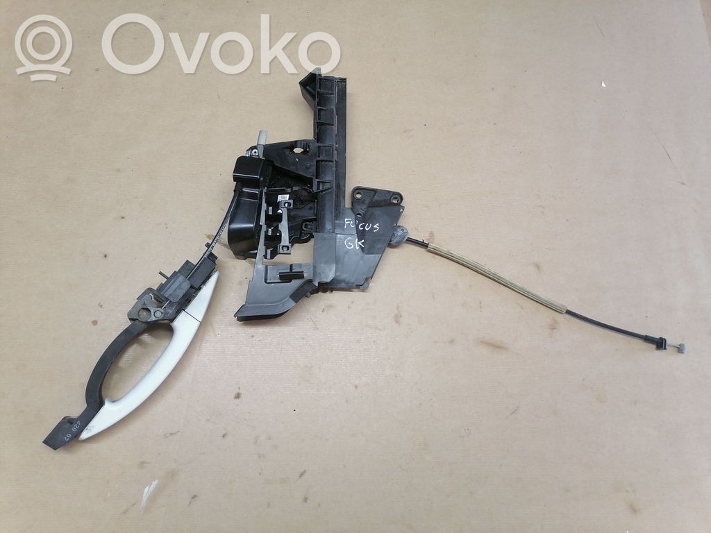 Ford Focus Aizmugurē slēdzene 