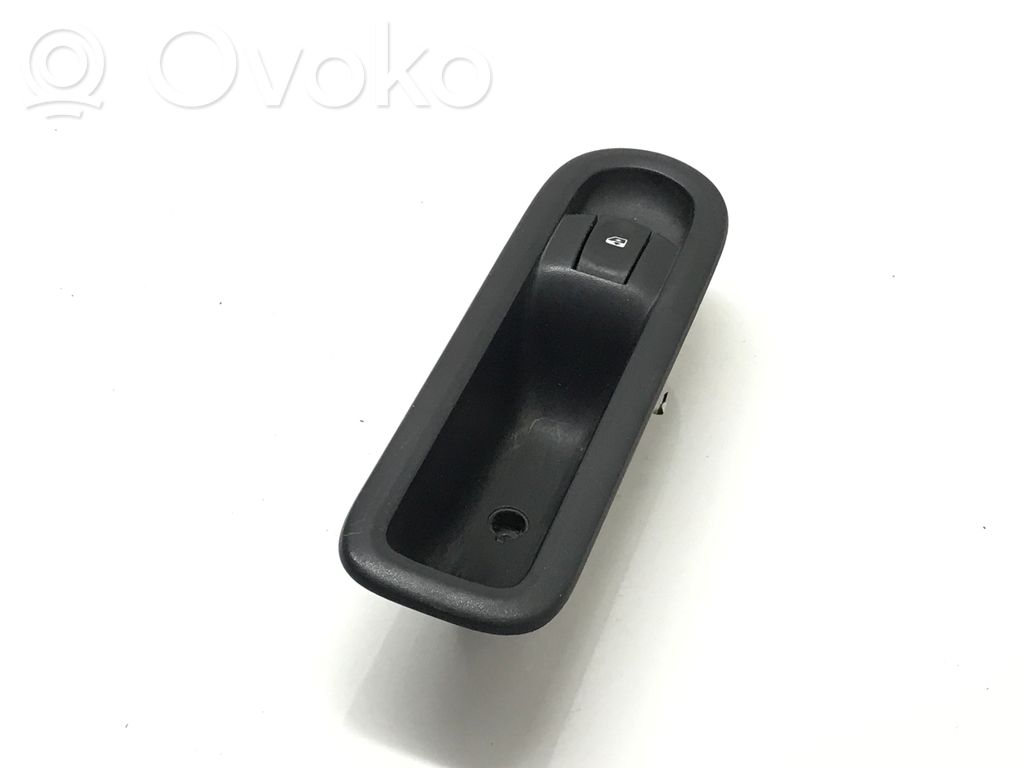 Renault Twingo II Electric window control switch 