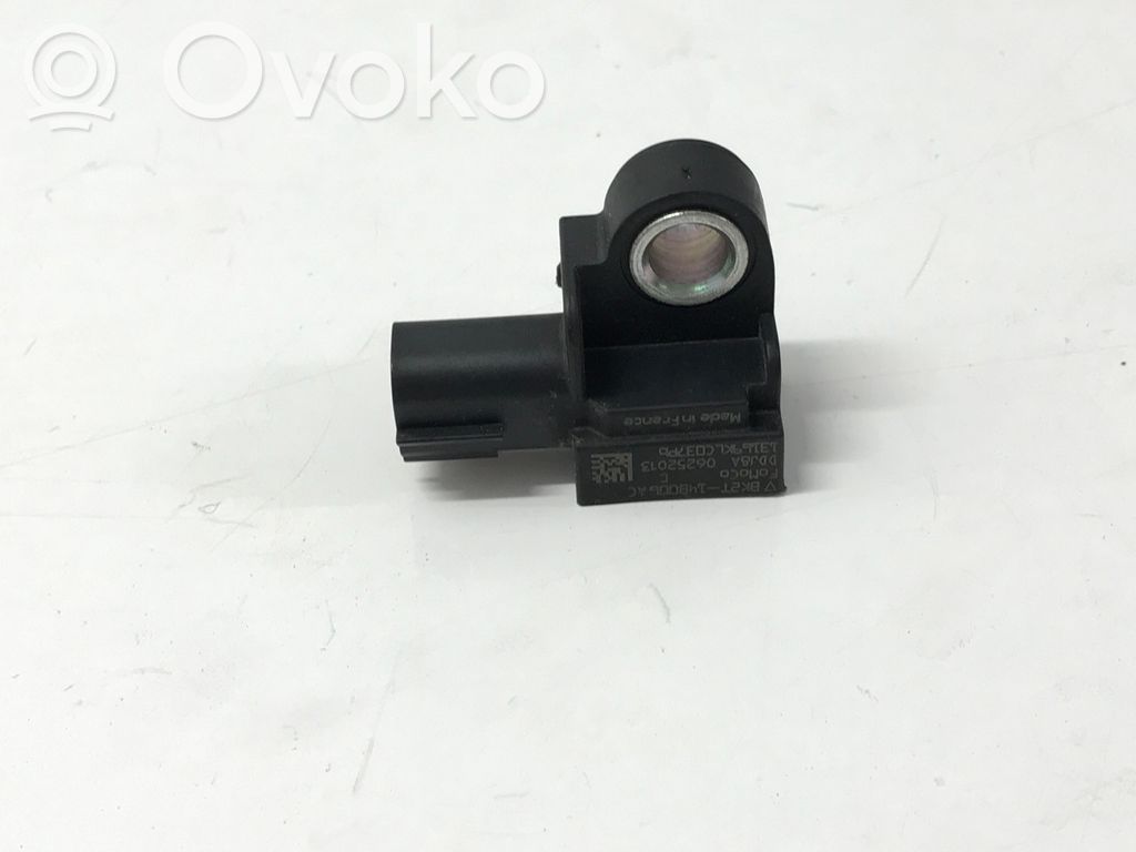Ford Fiesta Airbag deployment crash/impact sensor 