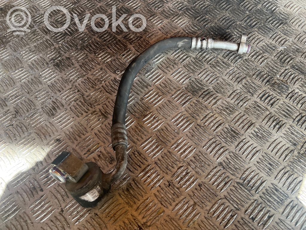 Mercedes-Benz E W212 Tubo flessibile aria condizionata (A/C) 