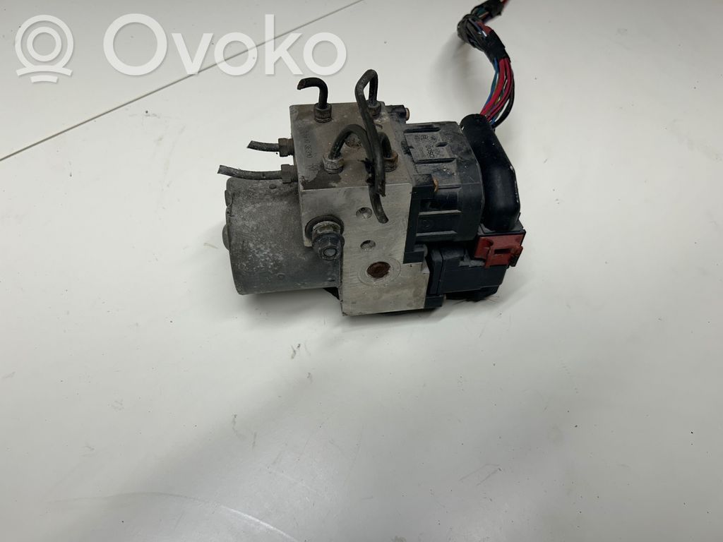 Bomba de ABS   589103E310