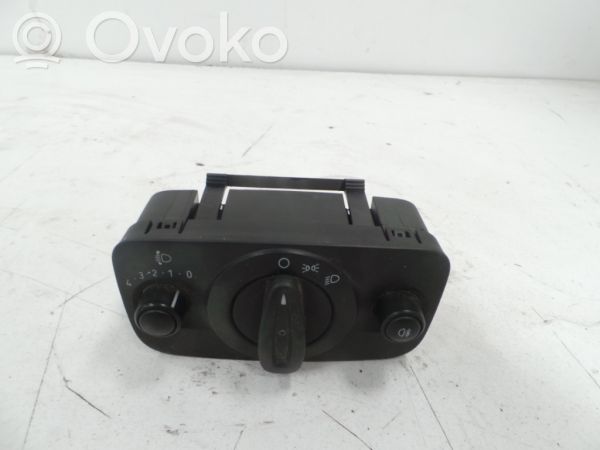Other switches/knobs/shifts   8A6T13A024AB,709621
