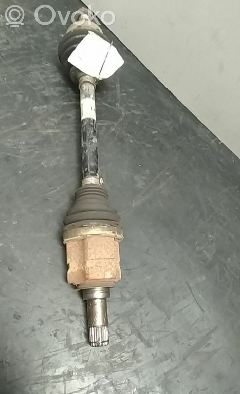 Opel Corsa D Priekinis pusašis 