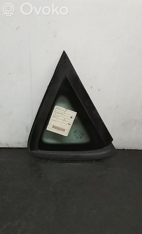 Rear side window   8A61A26750A,43R00048,DENTRODACAIXA