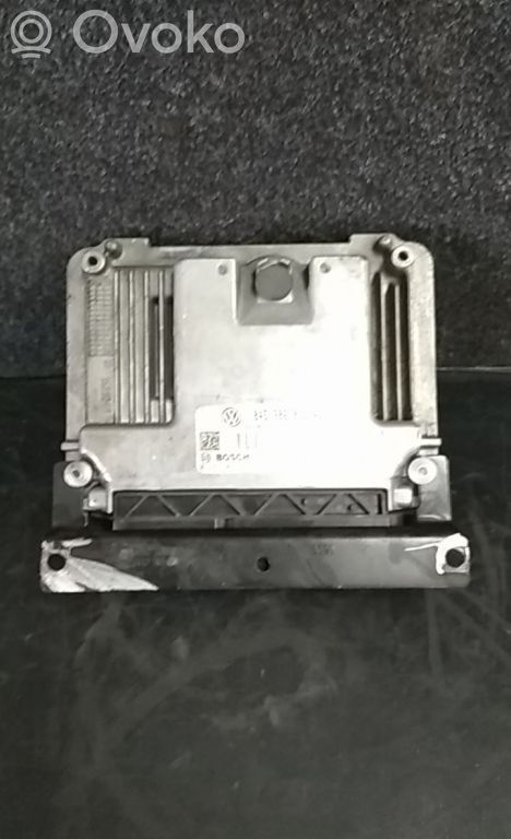 Engine control unit/module   045906013D,0281016170