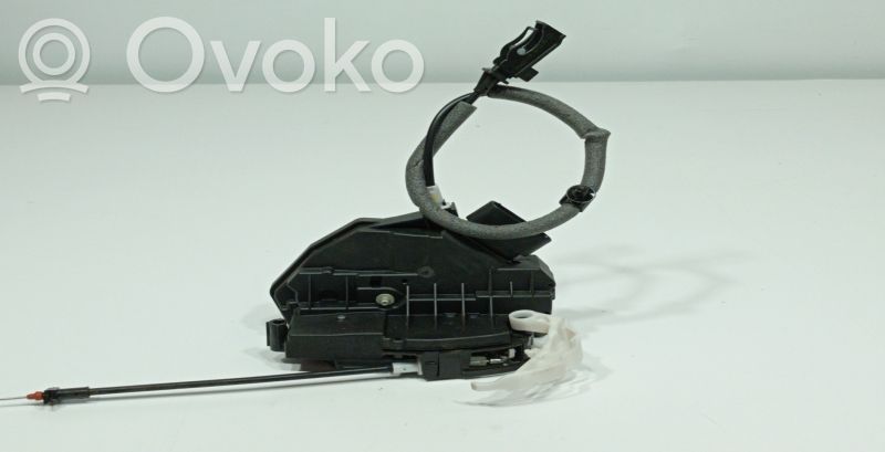 Ford Focus Aizmugurē slēdzene 