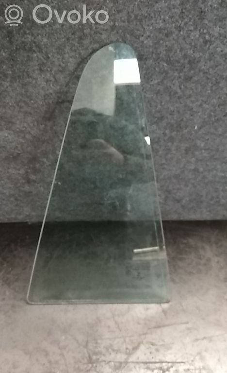 Opel Astra H Rear side window 