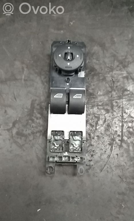 Interruptor del elevalunas eléctrico   C1BT14A132AB,10108951