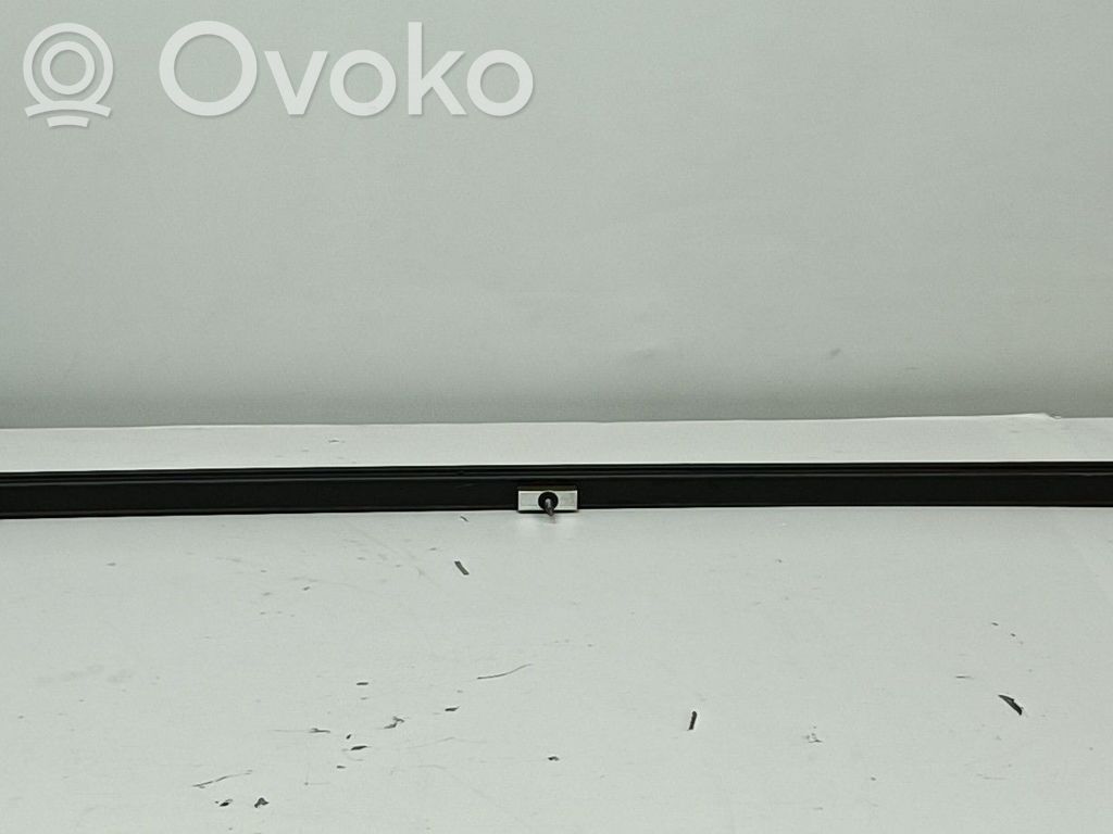 Opel Astra H Barra del techo 
