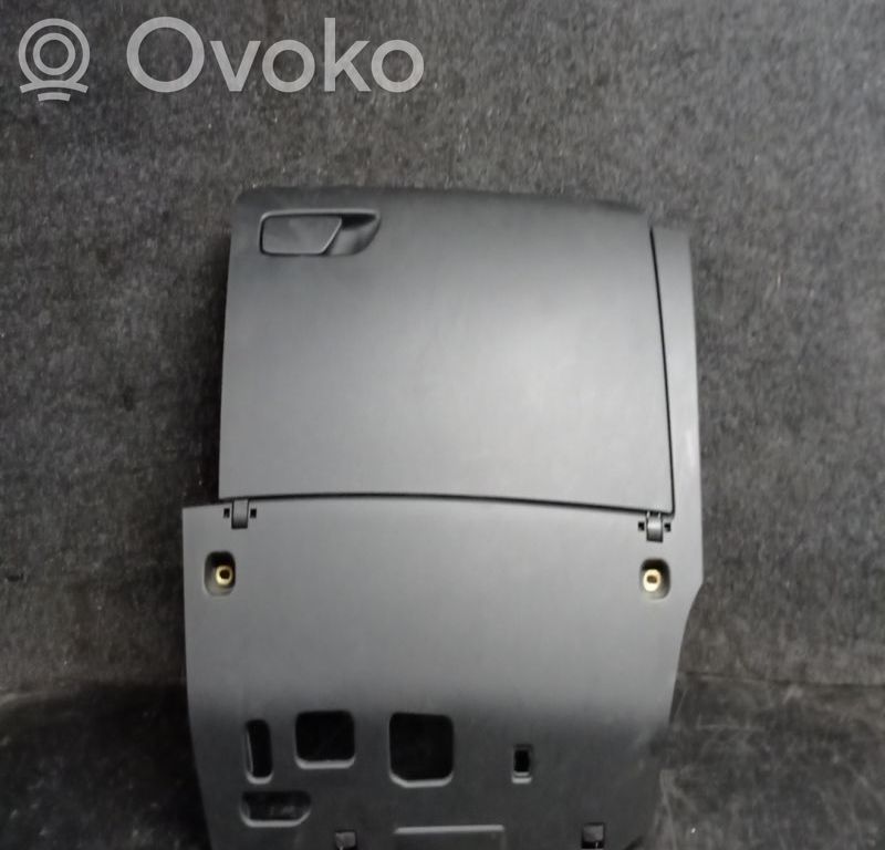 Guantera   8V1857035