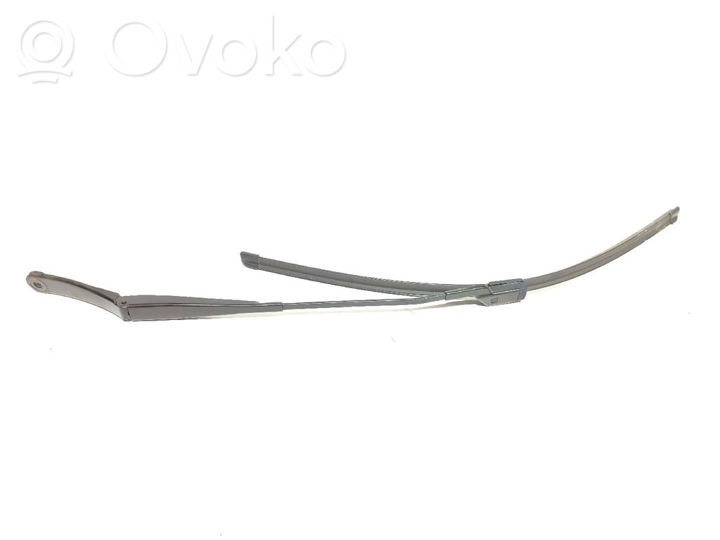 Ford Fiesta Rear wiper blade arm 