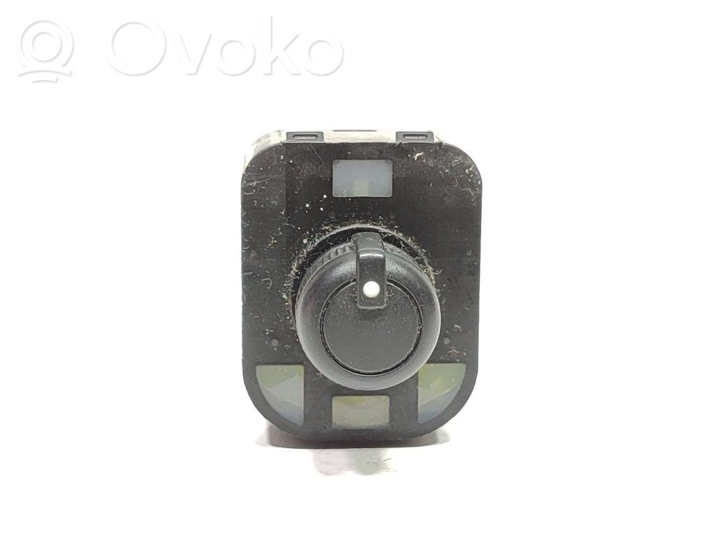 Wing mirror switch   8V0959565A