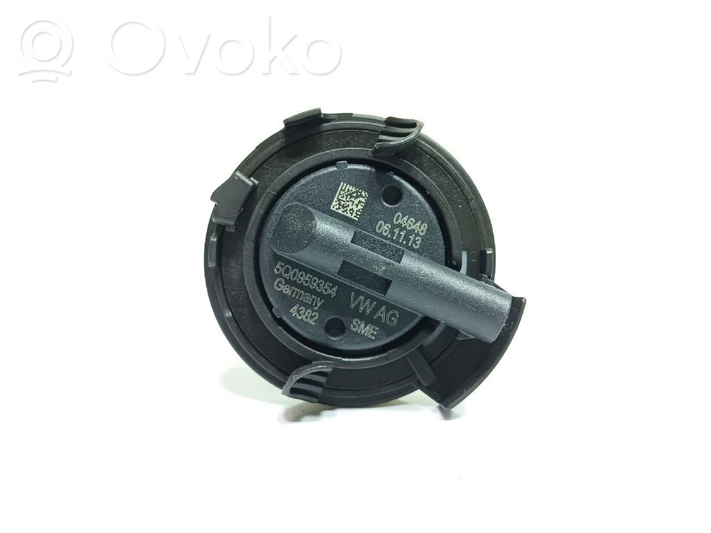 Airbagsensor Crashsensor Drucksensor   5Q0959354