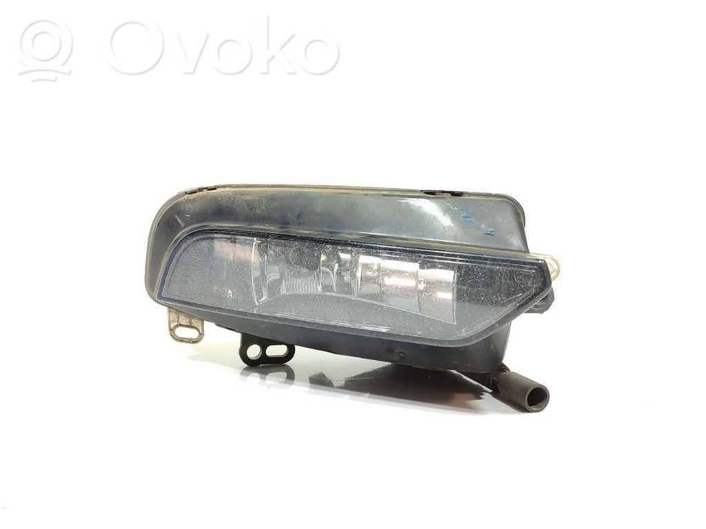 Etusumuvalo   8V0941700C,8V0941700,8V0941700C,8V0941700F,8V0941700H