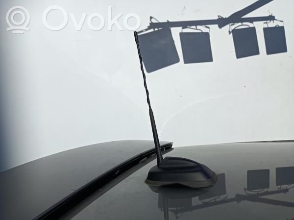 Radio antenna