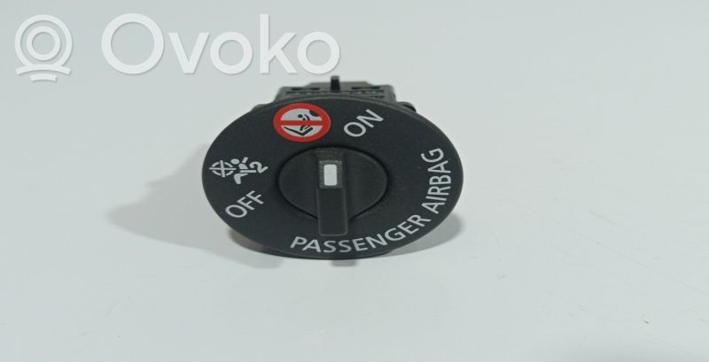 Renault Clio IV Interruttore airbag passeggero on/off