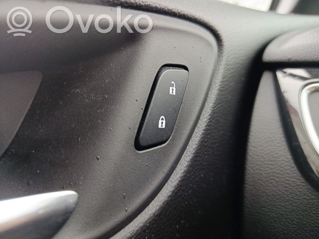 Central locking switch button