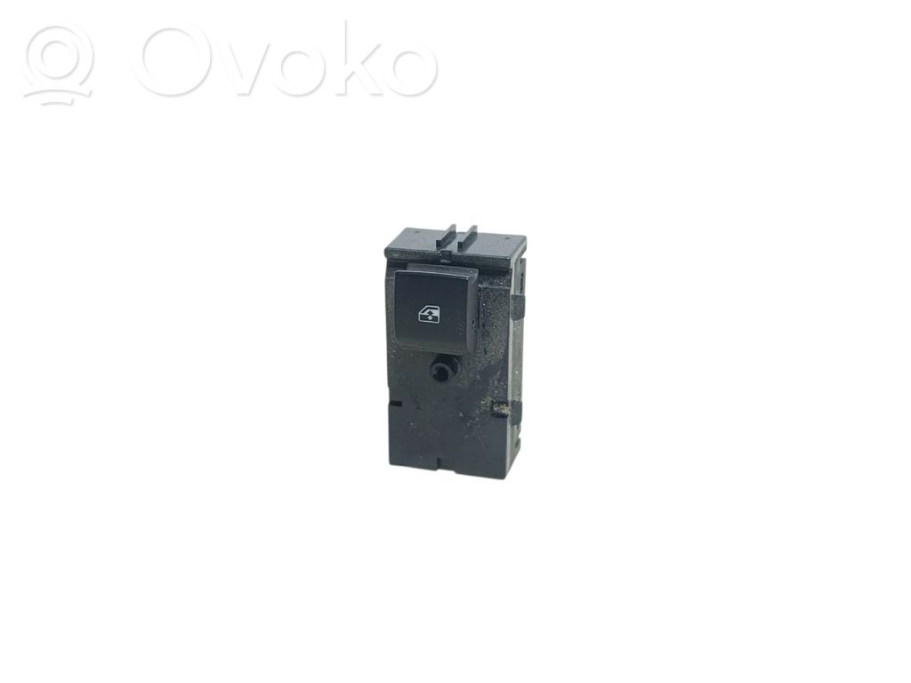 Electric window control switch   13408452