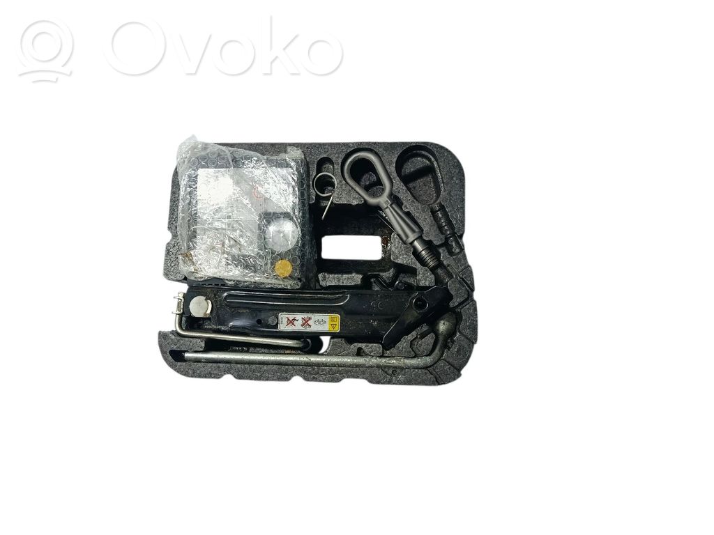 Tool set   6795816