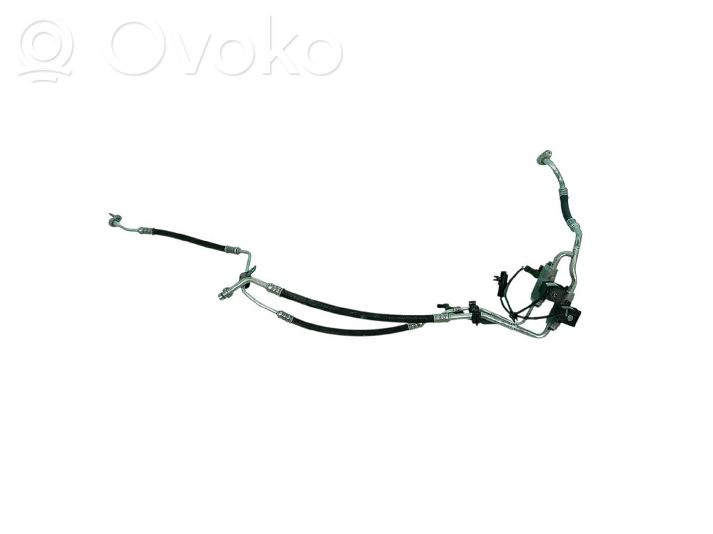 Ilmastointilaitteen putki (A/C)   924467761R